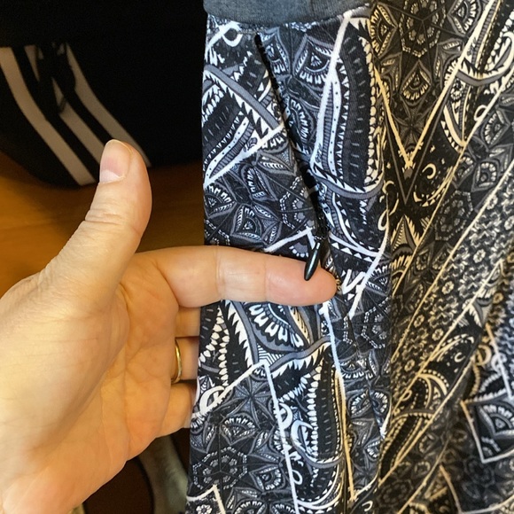 The North Face flashdry sleeveless dress. Size medium. 40” long. 19” pit to pit. - Picture 4 of 6